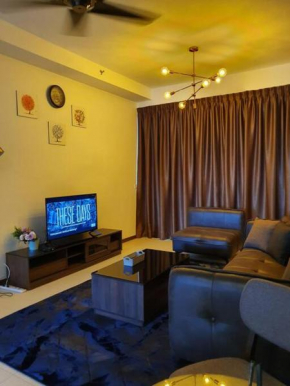 Heng 3BR Homestay · (New) 3BR Glamorous Highrise Seaview Homestay@Gurney无敌海景三房套房